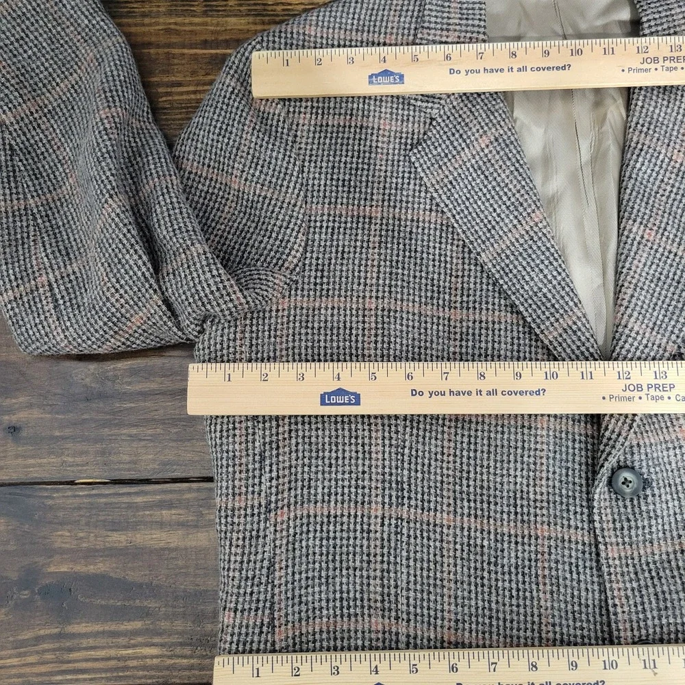 Hunt Club Men's Sport Coat Blazer Three Button Tweed Brown Plaid Wool Size 44L‎